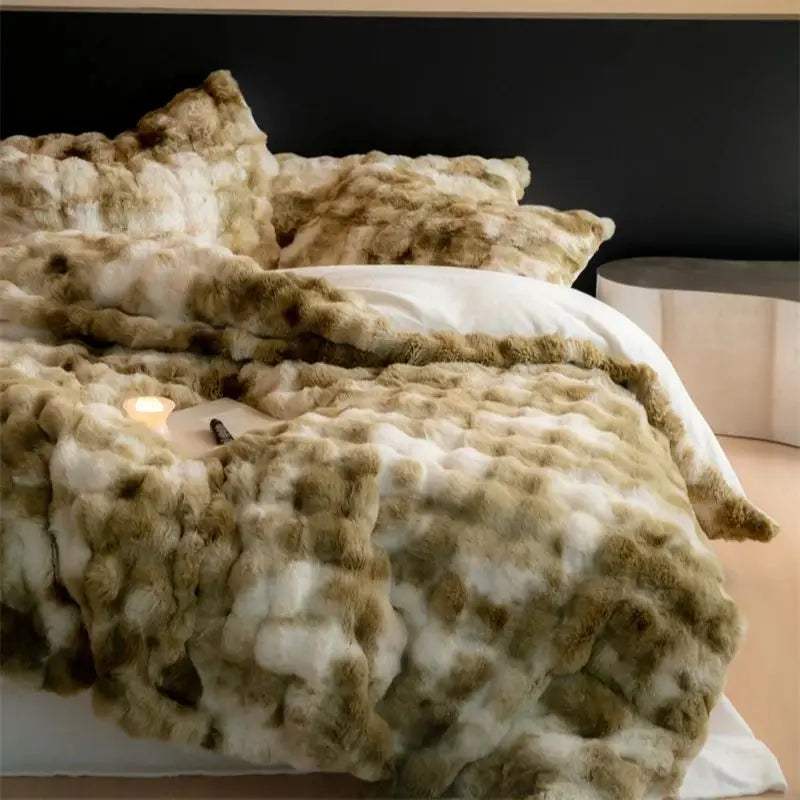 DecorBites™ Luxe Faux Fur & Velvet Patchwork Bedding Set - Duvet, Sheet & Pillowcases