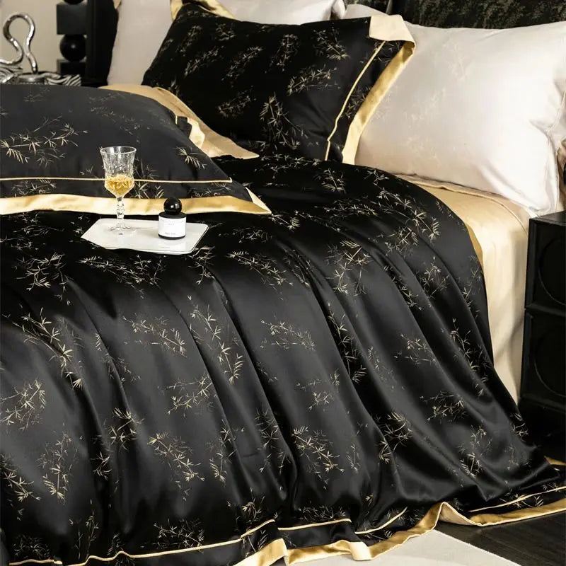 DecorBites™ Luxe Eucalyptus Bedding Set in Black/Gold - Silky Soft & Skin-friendly