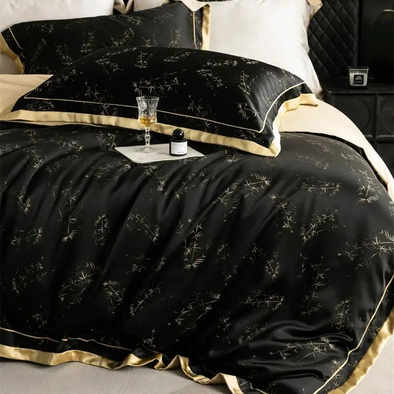 DecorBites™ Luxe Eucalyptus Bedding Set in Black/Gold - Silky Soft & Skin-friendly