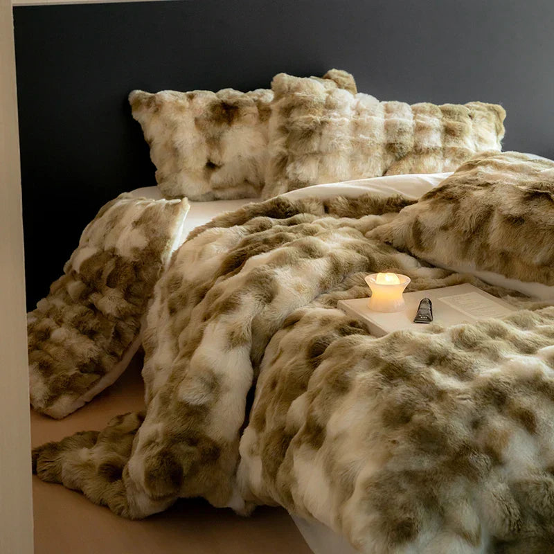 DecorBites™ Luxe Faux Fur & Velvet Patchwork Bedding Set - Duvet, Sheet & Pillowcases