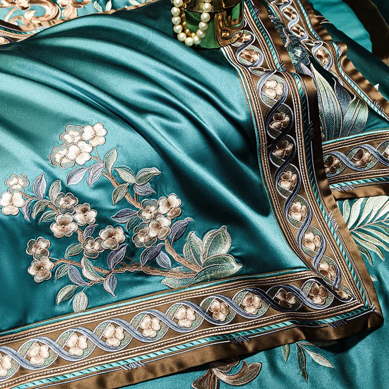 DecorBites™ Luxe Brocade Embroidered Cotton Bedding Set - Vintage European Aristocratic Style